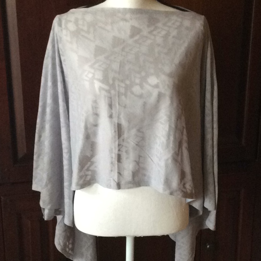 Fabletics shrug wrap one size NWT